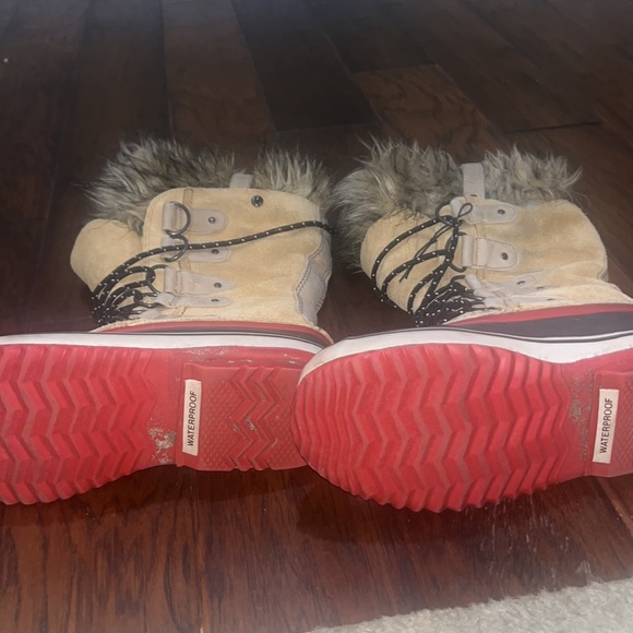 Sorel heavy Snow rain fur boots Joan of Arc style which is sold out 1540-227 - Picture 3 of 7